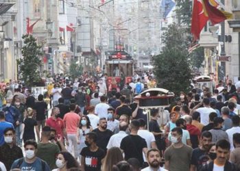 Bütçe altı ayda tepetaklak oldu: Aylık açık 220 milyar TL