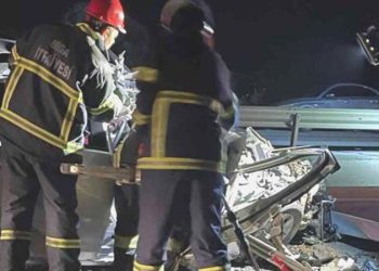 Çanakkale’de araba TIR’a çarptı: 1 meyyit, 1 yaralı!