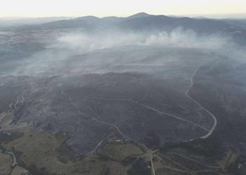Çanakkale’deki orman yangınına 37 saattir müdahale sürüyor