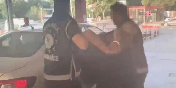 Cezaevindeki Ümit Saral’ın yönettiği cürüm örgütüne operasyon: 12 gözaltı