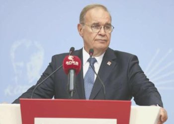 CHP Sözcüsü Faik Öztrak’tan ‘il liderleri vazifeden alınacak’ savına cevap