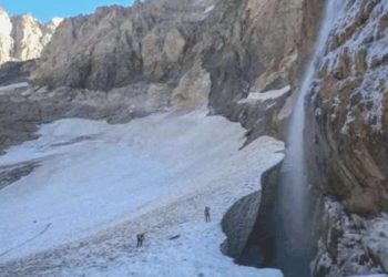 Cilo Dağı’nda buzul kırıldı: 2 kişi kayıp!