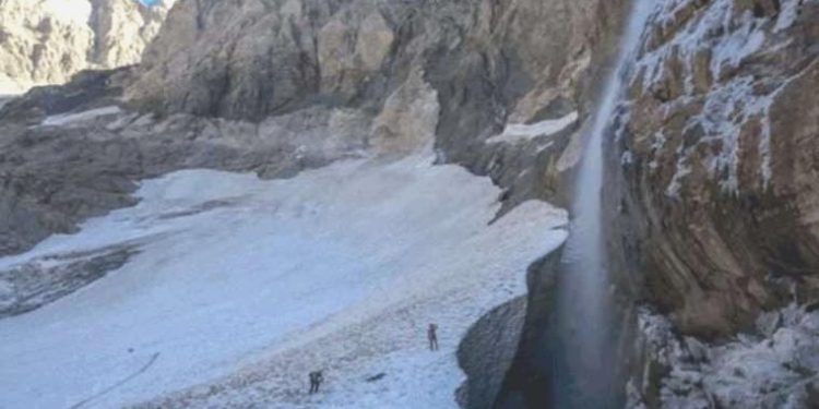 Cilo Dağı’nda buzul kırıldı: 2 kişi kayıp!