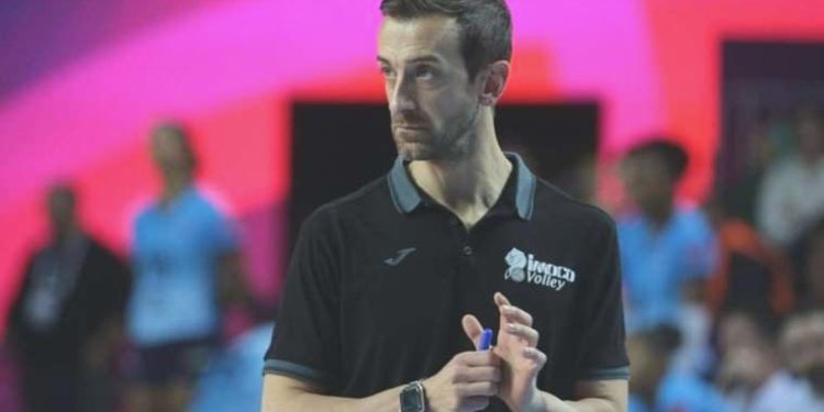 Daniele Santarelli kimdir, nereli? Daniele Santarelli hangi grupları çalıştırdı?