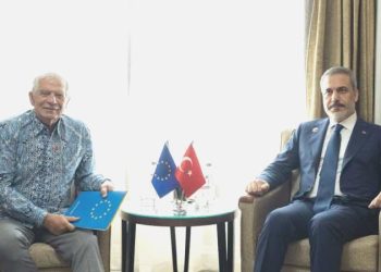 Dışişleri Bakanı Fidan, AB Yüksek Temsilcisi Borrell ile bir ortaya geldi