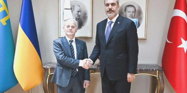 Dışişleri Bakanlığı’nın paylaştığı fotoğraf gündem oldu: Herkes tek bir şeye dikkat etti