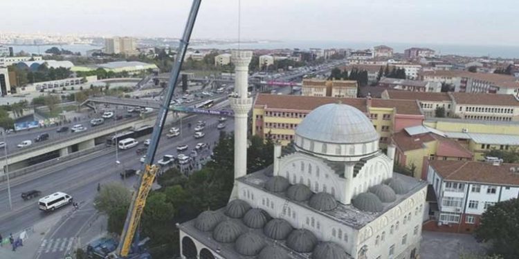 Diyanet İBB’nin yaptığı camiyi ‘beğenmedi’: ‘Üç değil, beş bin kişilik olsun’