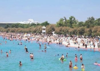 Diyanet’ten talimat: Turistik bölgelere taşınabilir mescit kurulacak, ‘İslam’ı tanıtıcı’ broşürler dağıtılacak