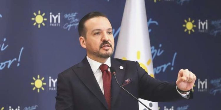 DÜZGÜN Partili Güçlü’den Öğretmenlik Meslek Kanunu’nun kimi unsurlarının iptaline ait kıymetlendirme