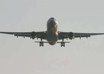 Easyjet, İngiltere’de bin 700 uçuşu iptal edecek