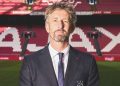 Edwin van der Sar, ağır bakıma kaldırıldı