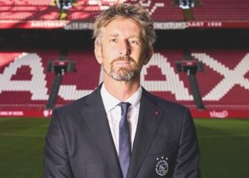 Edwin van der Sar’ın son durumu muhakkak oldu