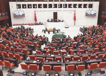 Emekli ve memurun gözü Meclis’te: Teklifler Genel Kurul’da görüşülecek