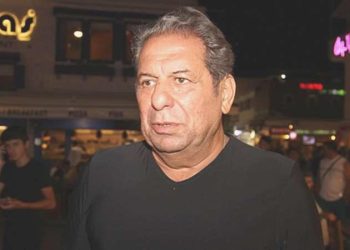 Erman Toroğlu kimdir, nereli, kaç yaşında? Erman Toroğlu mesleği ne? Erman Toroğlu hangi gruplarda futbol oynadı?