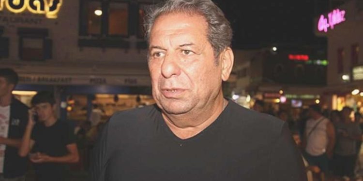 Erman Toroğlu kimdir, nereli, kaç yaşında? Erman Toroğlu mesleği ne? Erman Toroğlu hangi gruplarda futbol oynadı?