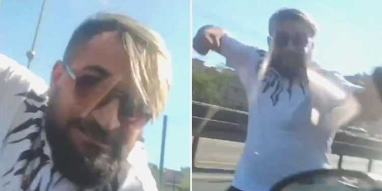 Evvel yol kesti, sonra gebe bayanın bulunduğu arabayı yumrukladı