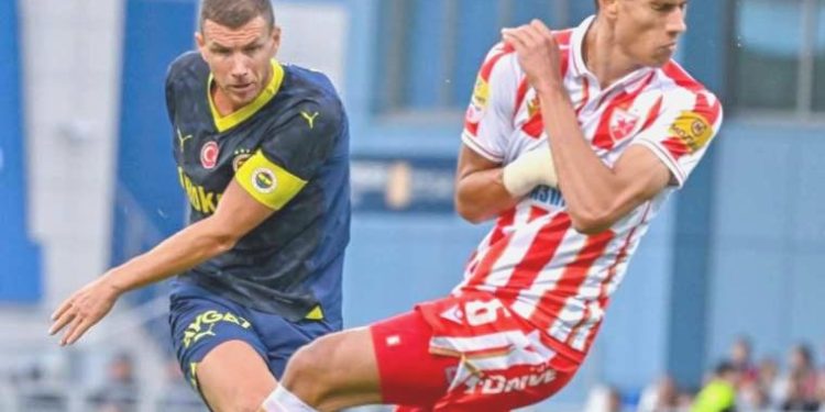 Fenerbahçe, Kızılyıldız’a 3 golle kaybetti