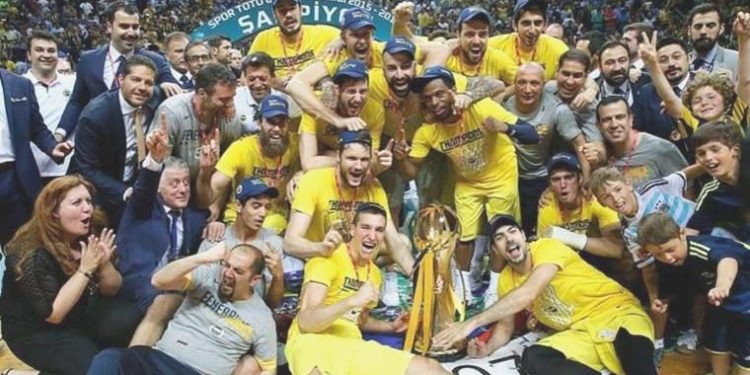 Fenerbahçe’nin eski oyuncusu Luigi Datome basketbolu bıraktı