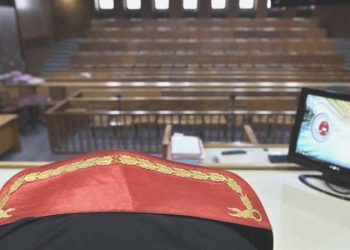 Gazetecilere siyasi yasak ve mahpus talebi!