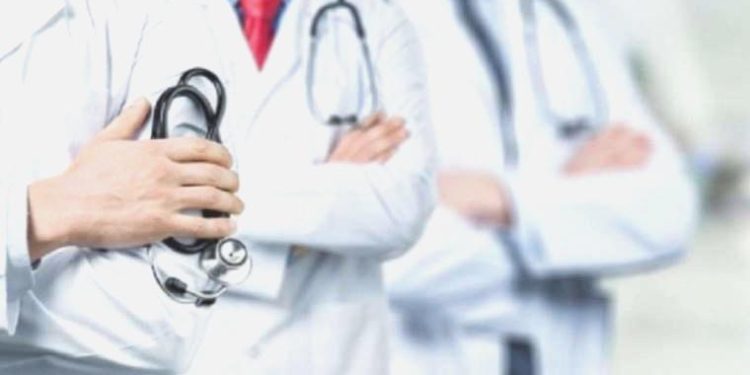 Hastaneler kapı duvar: Aradığınız doktora ulaşılamıyor!