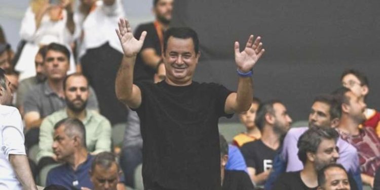 Hull City’nin sahibi Acun Ilıcalı’dan transfer açıklaması