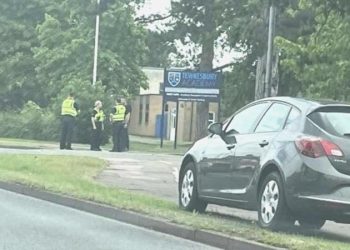 İngiltere’de bir okulda öğretmene bıçaklı taarruz