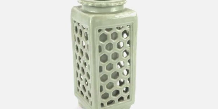 İngiltere’de tuvalet süsü olarak kullanılan bir vazo, Ming Hanedanı periyoduna ilişkin çıktı