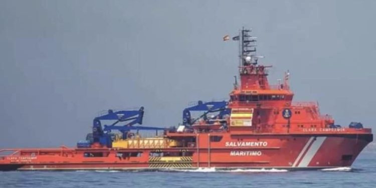 İspanya’ya ilişkin Kanarya Adaları açıklarında içinde 200 göçmen bulunan bir tekne kayboldu