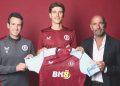 İspanyol futbolcu Pau Torres, Aston Villa’ya imzayı attı