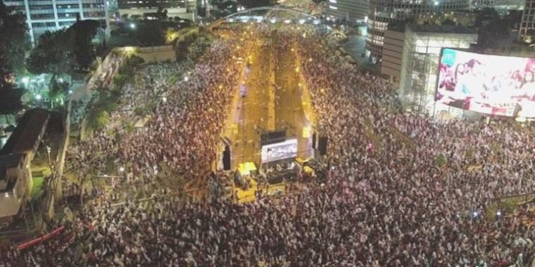 İsrail’de yüzbinlerce kişi hükümetin yargı düzenlemesine karşı yeniden sokaklara indi