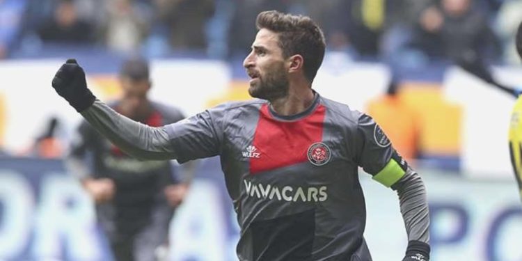 İtalyan futbolcu Fabio Borini yeni kadrosuna imzayı attı