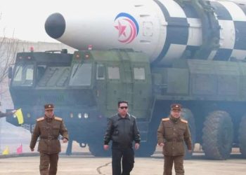 Japonya ve Güney Kore, Kuzey Kore’nin balistik füze fırlattığını duyurdu