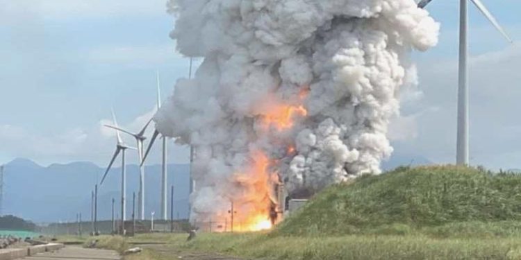 Japonya’da JAXA’ya ilişkin roket motoru test sırasında patladı