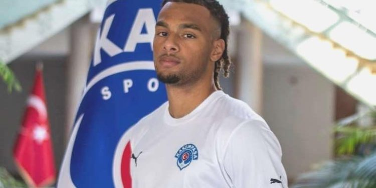 Kasımpaşa Iron Gomis’i takımına kattı