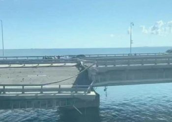 Kerç Köprüsü, taarruza uğramasından sonra kısmen açıldı