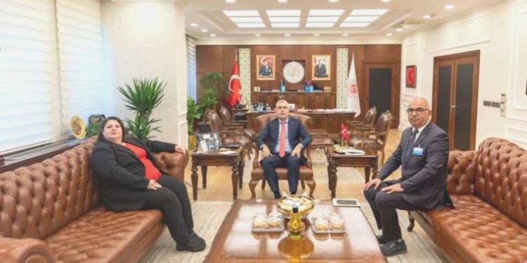 KESK, toplu mukavele taleplerini Çalışma Bakanı Işıkhan’a iletti