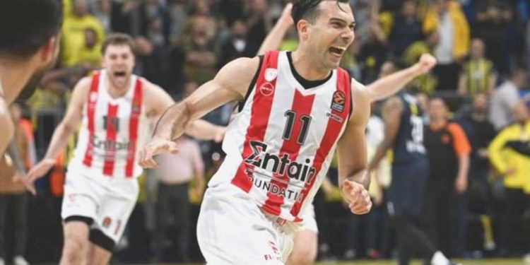 Kostas Sloukas ile Ergin Ataman Panathinaikos’ta buluştu