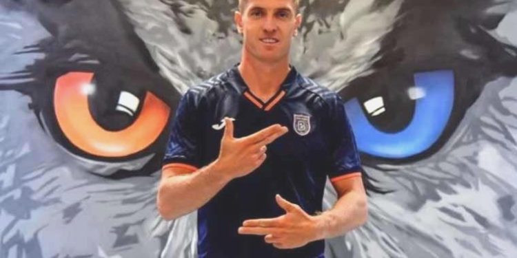 Krzysztof Piątek Başakşehir’de!