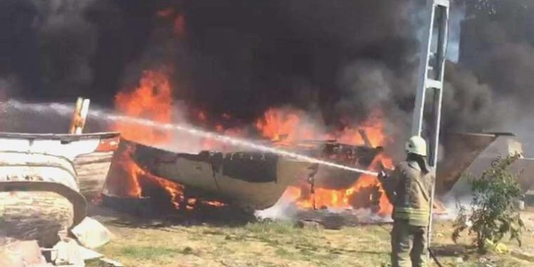 Küçükçekmece’de yangın!