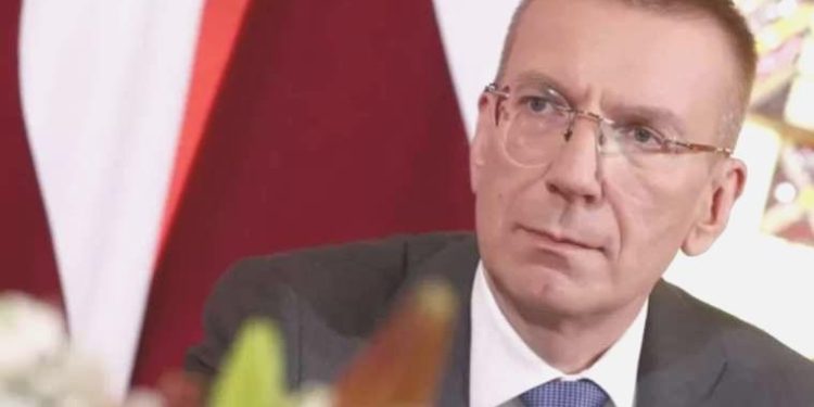 Letonya’da vazifeye başlayan Edgars Rinkevics, AB’nin birinci eşcinsel devlet lideri oldu
