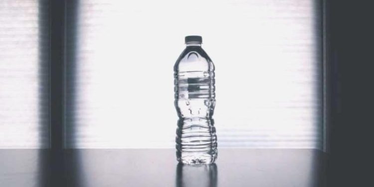 Maliyet arttı, pet şişe sularına büyük artırım geldi: Yüzde 25-30 ortasında artış