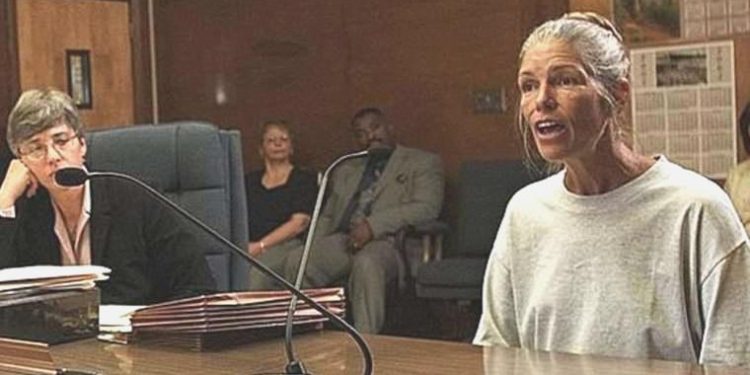 Manson ailesi tarikatının eski üyesi Leslie Van Houten, 53 yıl sonra cezaevinden tahliye edildi