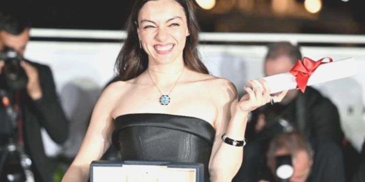 Merve Dizdar’ın yeni dizisi: Magarsus