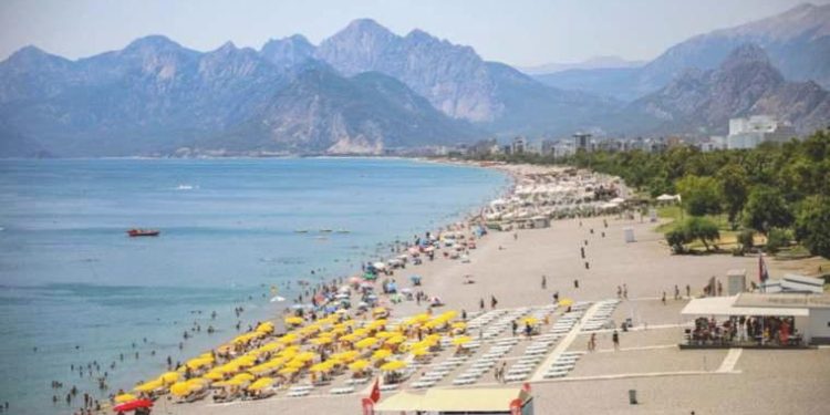 Meteoroloji Bölge Müdürü’nden kritik ‘Antalya’ uyarısı: ‘En sıcak 3 vilayetten biri olacak’