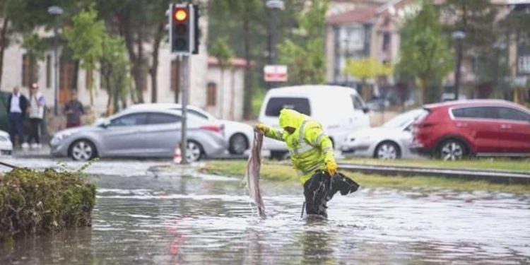 Meteoroloji yarını işaret etti: Bu defa kuvvetli geliyor!