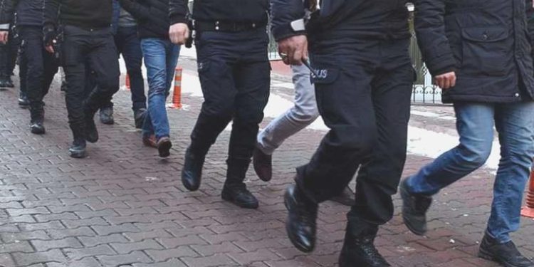 MİT ve İstanbul polisinden FETÖ’ye operasyon: Fethullah Gülen’in yeğeni, ailesiyle birlikte gözaltında