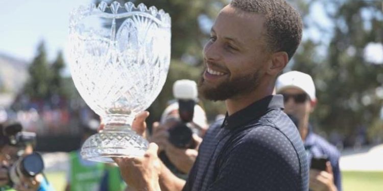 NBA yıldızı Stephen Curry golf turnuvasında şampiyon oldu!