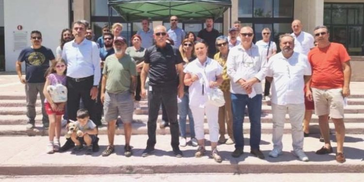 ODTÜ Rektörü Kök, evvel işçinin semt servisini, artık de çalışanların aksiyon için kurduğu çadırları kaldırdı