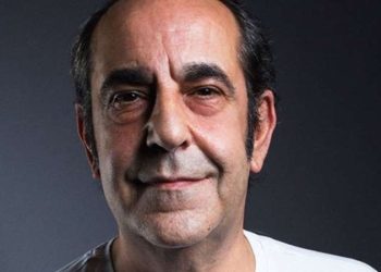 Özkan Uğur’u uğurlayan sanatçı dostları, Cumhuriyet TV’ye anlattı: ‘Çatlak seslerin çıkmadığı nadir ölümlerden biri…’