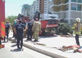 Pendik’te itfaiye aracı kaza yaptı: Çok sayıda yaralı!